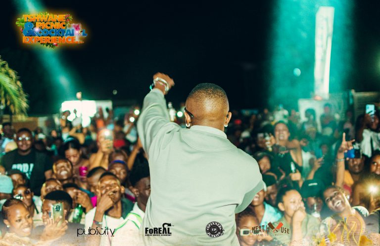 Book@ 071 228 0179